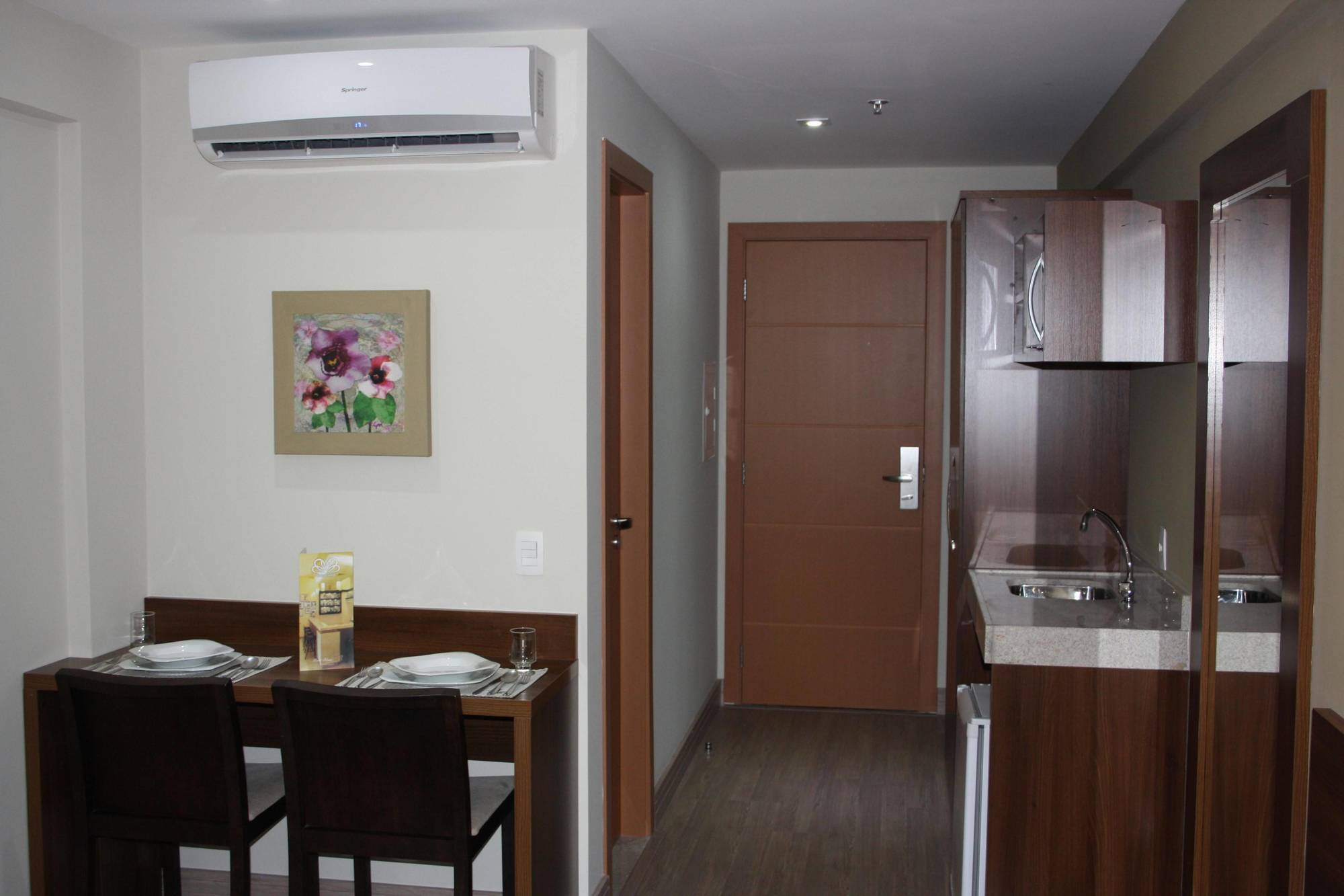 Hotel Mont Blanc Suites Duque De Caxias 4*