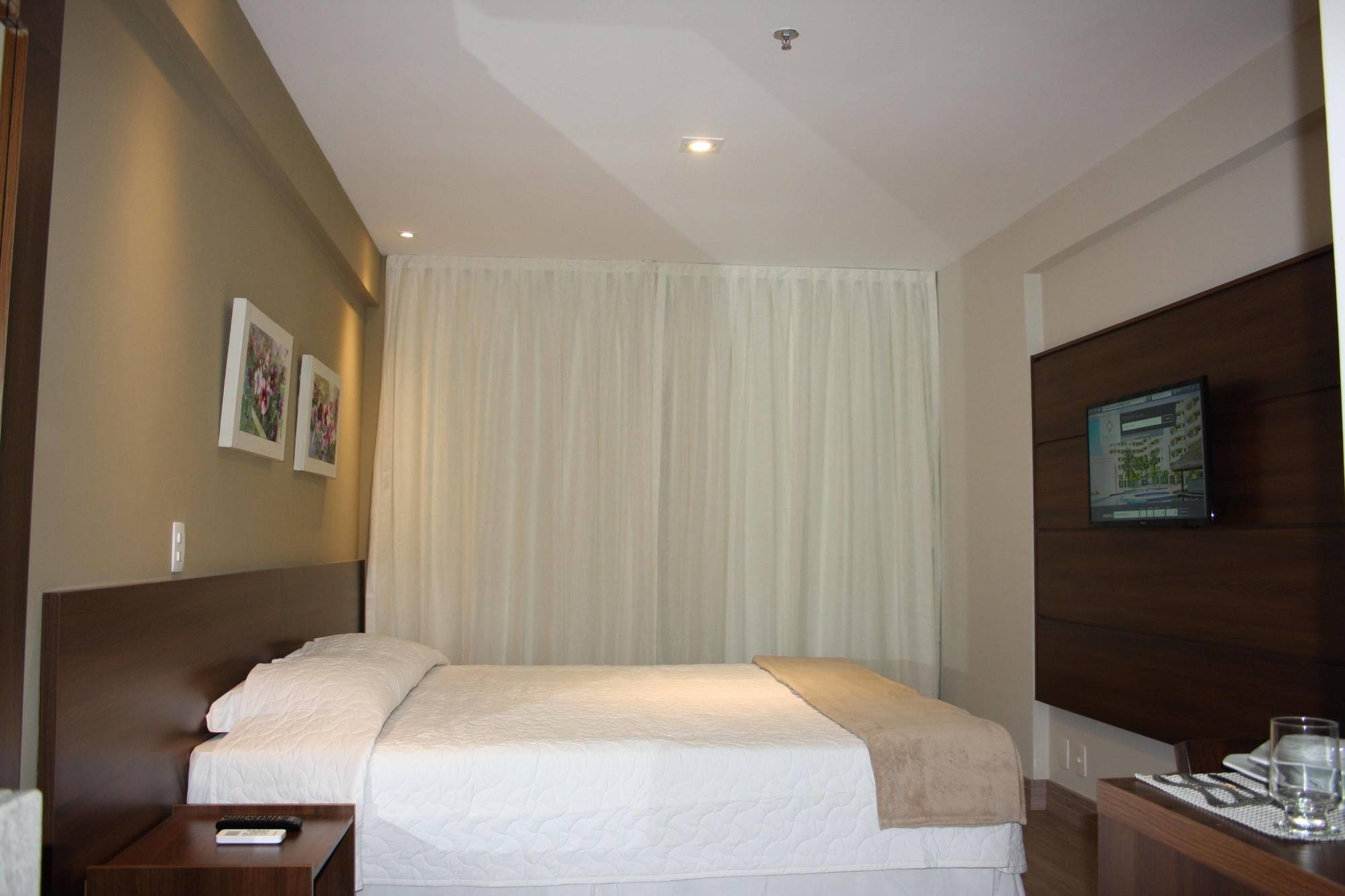 Mont Blanc 4* Duque de Caxias